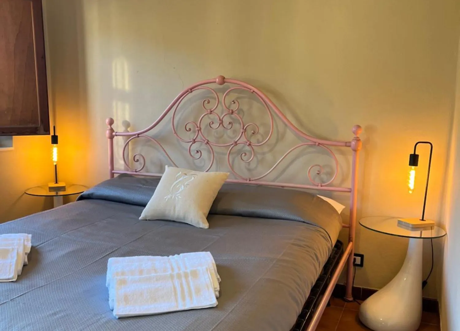 La Casa Di Cesare Villa Montefegatesi Italy